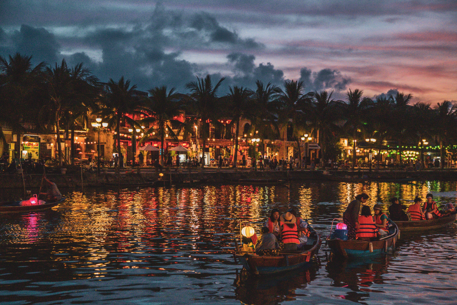 Du Lịch Đà Nẵng - Huế 4 Ngày 3 Đêm Bay Hàng Không Vietnam Airlines