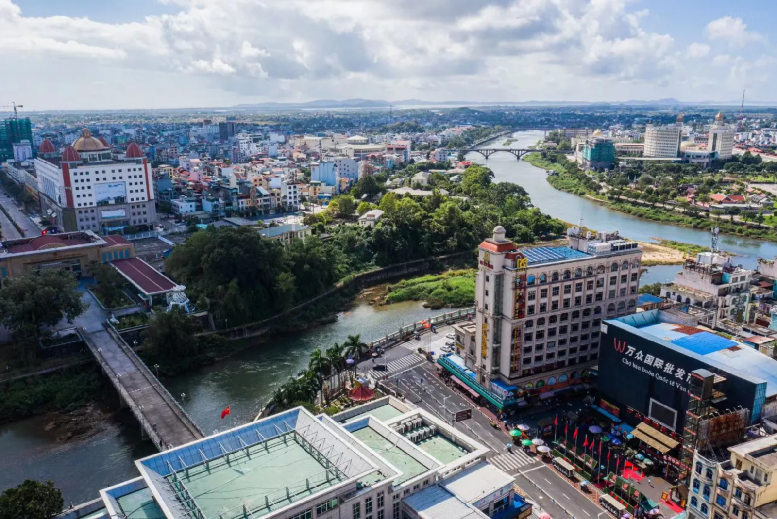 Du Lịch Hà Nội - Móng Cái - Đông Hưng 3 Ngày 2 Đêm