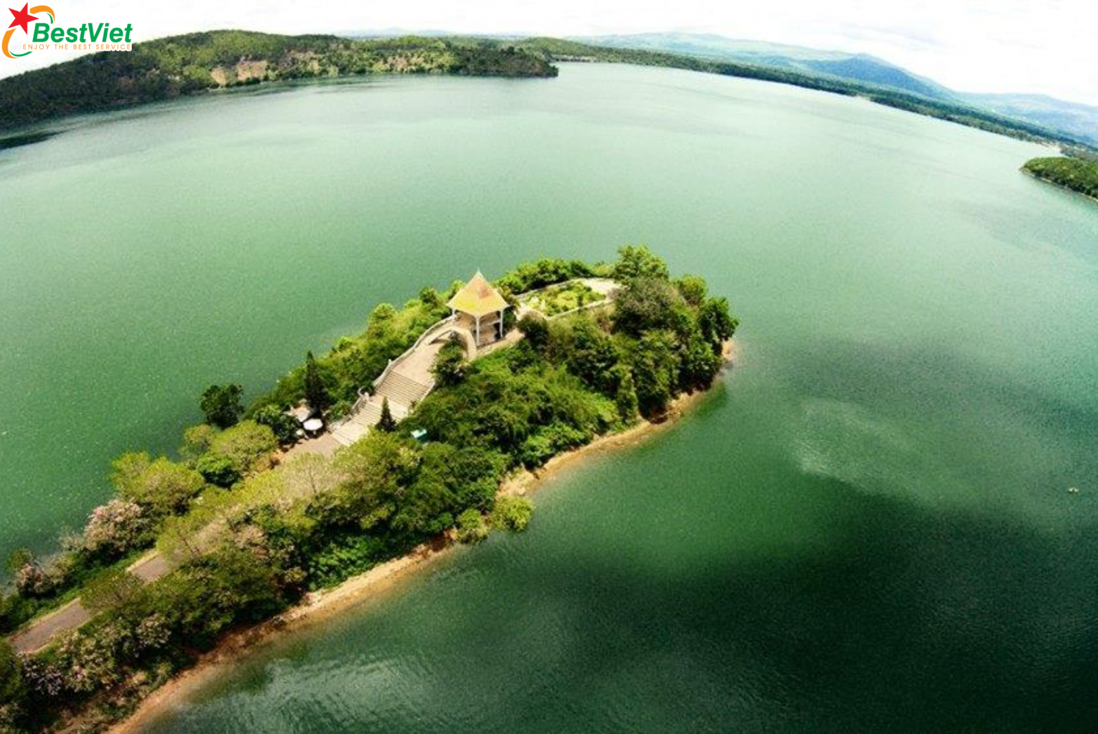 Du Lịch Hà Nội - Buôn Mê Thuột - Kontum - Pleiku 5 Ngày 4 Đêm bay Vietnam Airlines