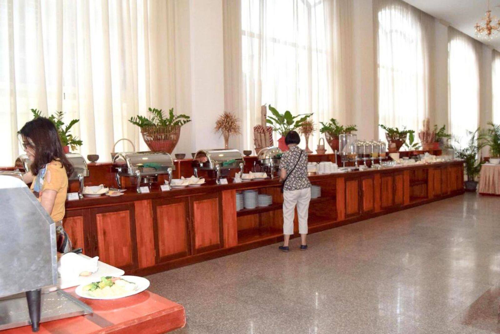 Du Lịch Hà Nội - Campuchia: Siem Reap – Ăngkor - Phnompenh – Du thuyền sông bốn mặt – Hoàng Cung 4 Ngày 3 Đêm Bay Angkor Cambodia Air, Vietjet