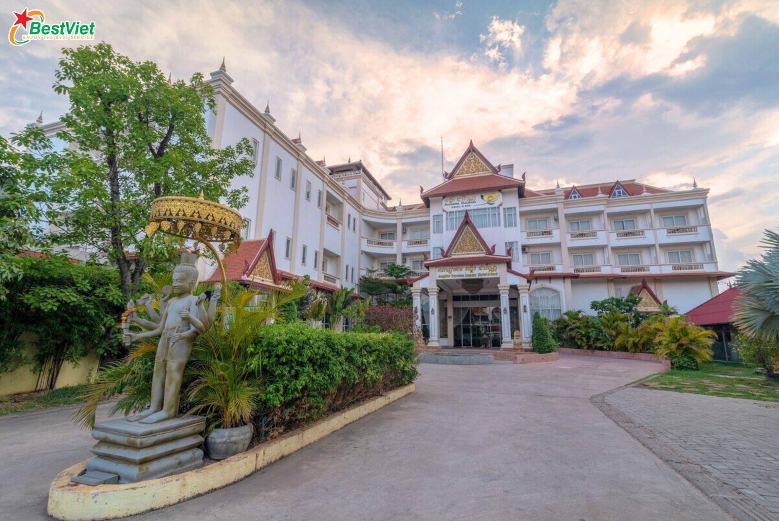 Du Lịch Hà Nội - Campuchia: Siem Reap – Ăngkor - Phnompenh – Du thuyền sông bốn mặt – Hoàng Cung 4 Ngày 3 Đêm Bay Angkor Cambodia Air, Vietjet