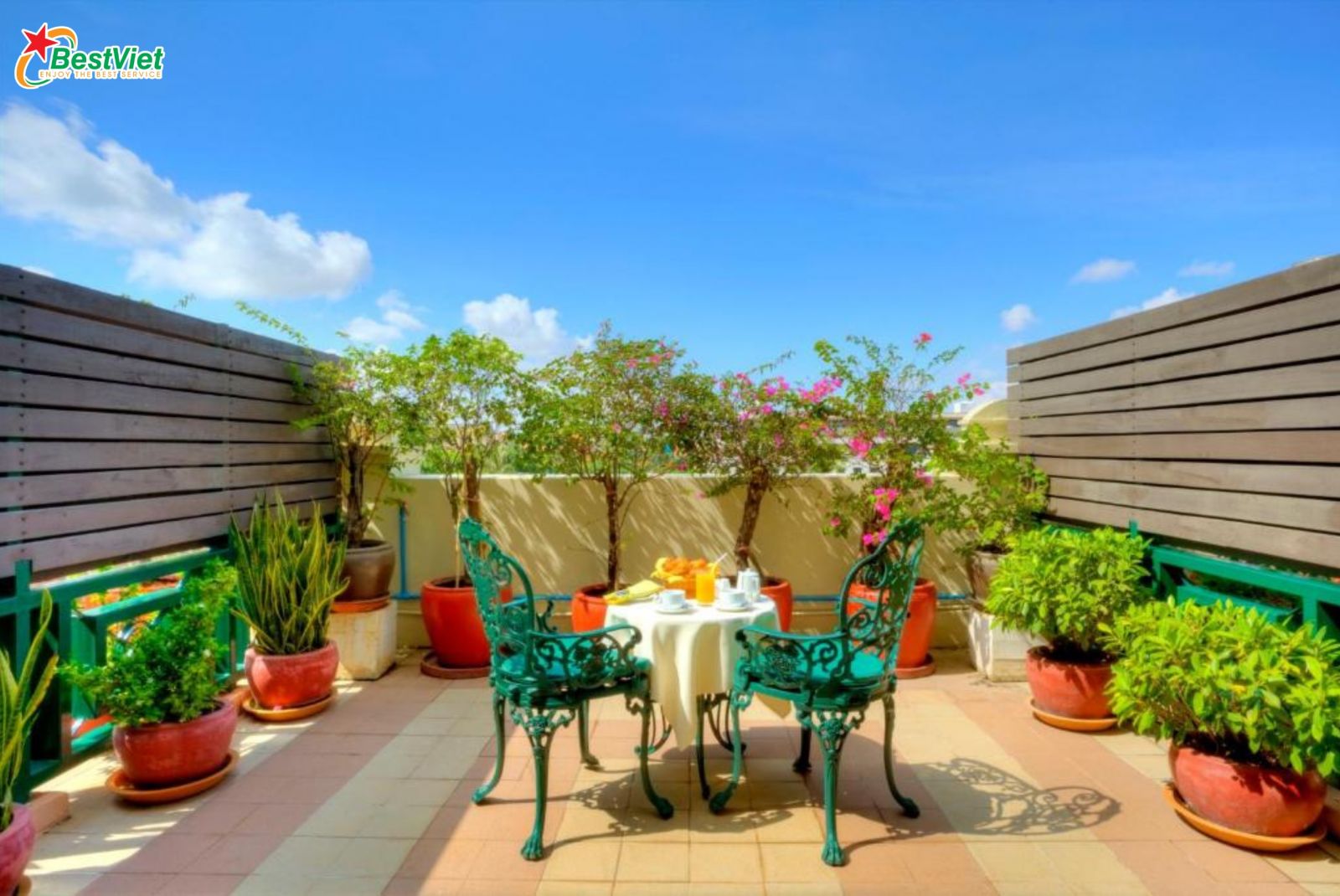 Du Lịch Hà Nội - Campuchia: Siem Reap – Ăngkor - Phnompenh – Du thuyền sông bốn mặt – Hoàng Cung 4 Ngày 3 Đêm Bay Angkor Cambodia Air, Vietjet