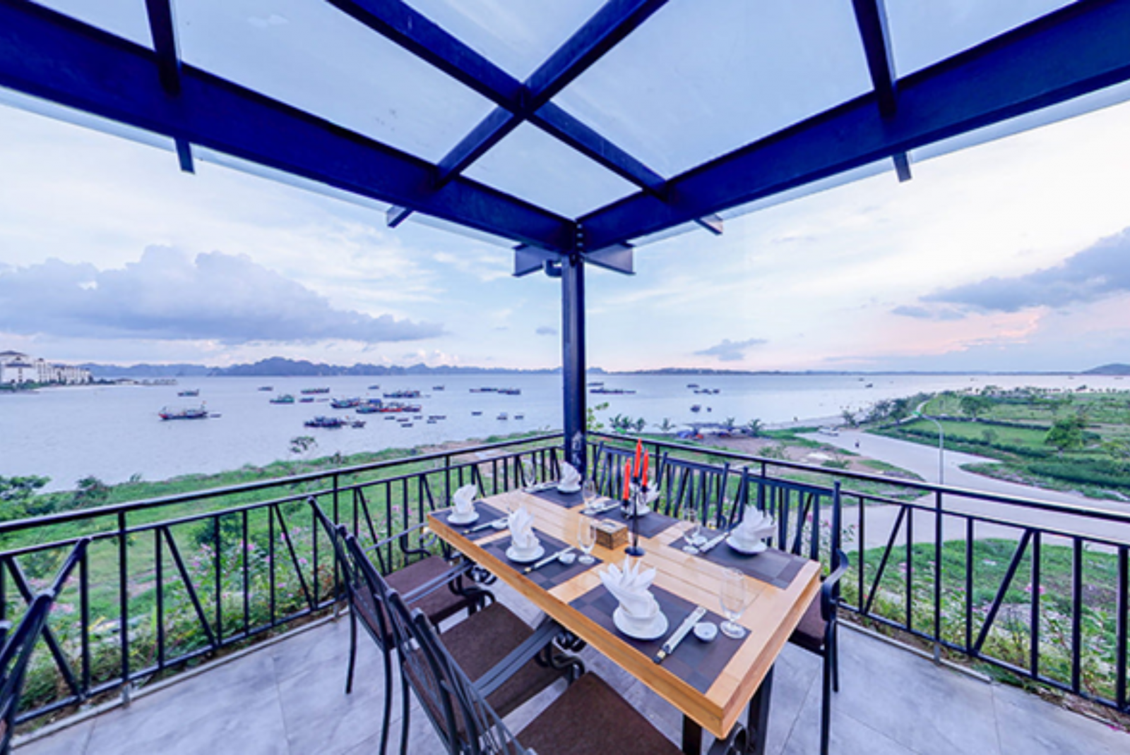 Du Lịch Hà Nội - Hạ Long - Sửng Sốt - Titop - Yên Tử 2 Ngày 1 Đêm