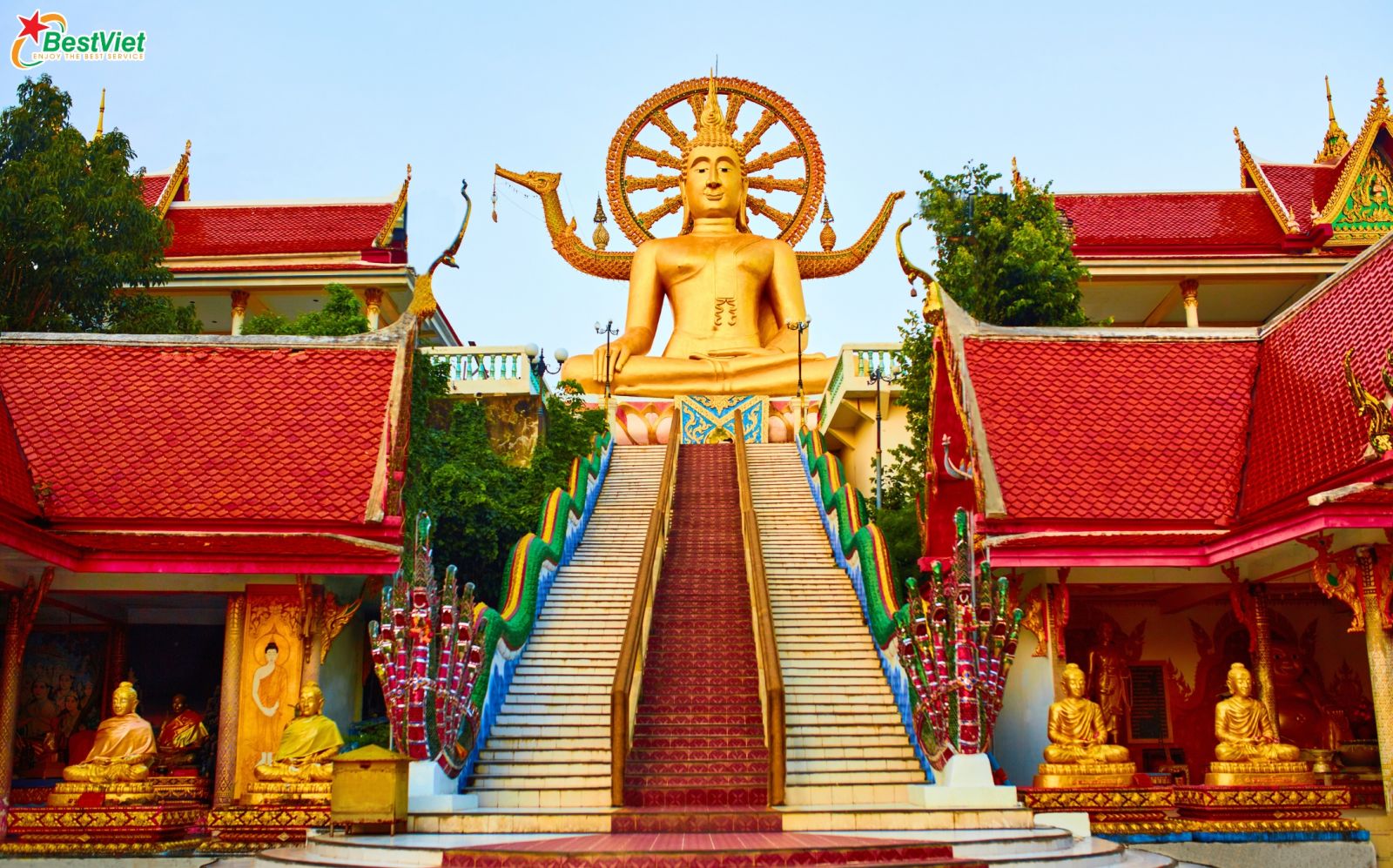 Wat Phra Yai
